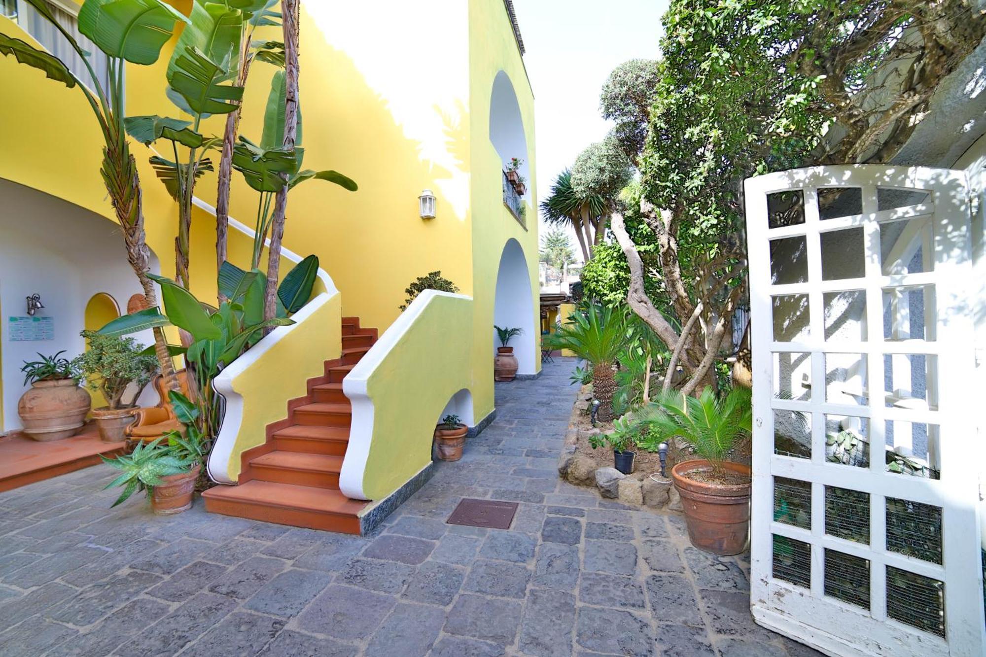 Sweetposeidon Hotel Forio di Ischia Екстериор снимка